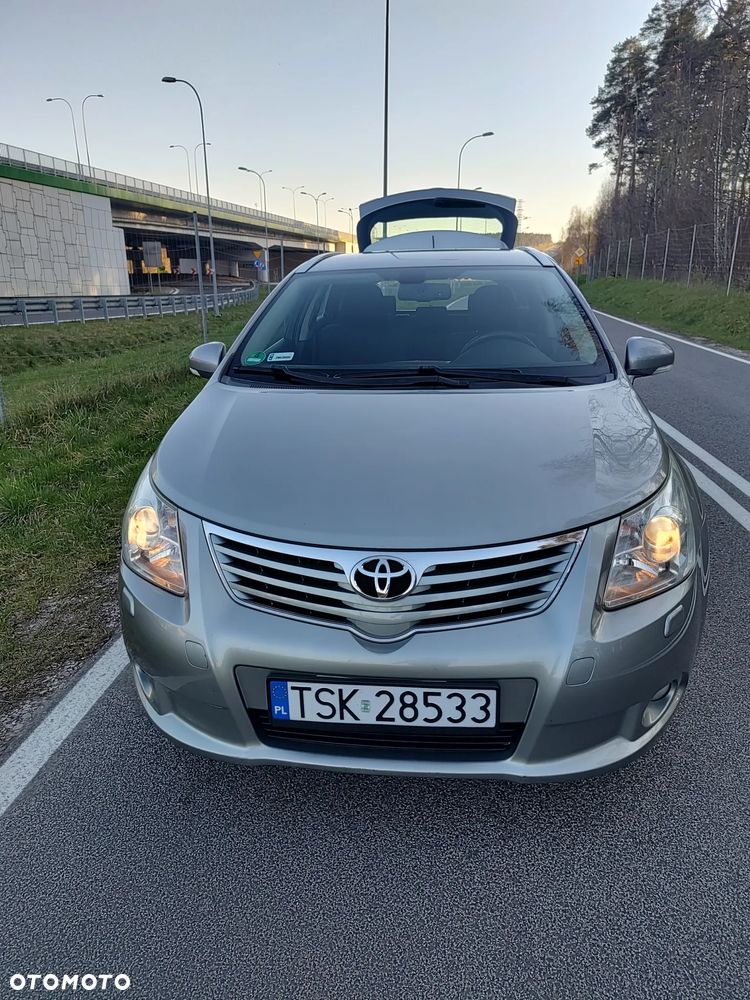 Toyota Avensis 1.8 Sol - 3