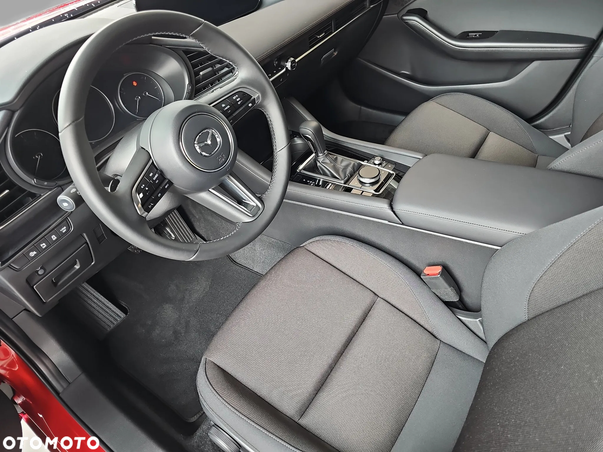 Mazda 3 - 10