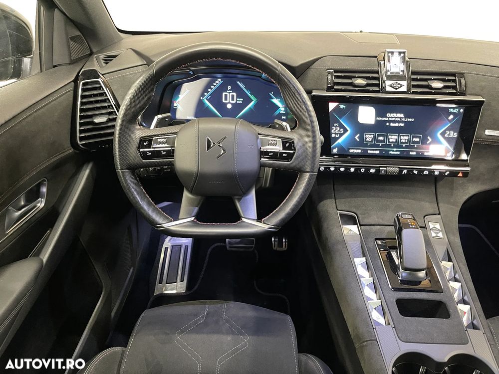 DS Automobiles DS 7 Crossback 1.6 PHeV FWD 225 EAT8 PERFORMANCE LINE + - 6