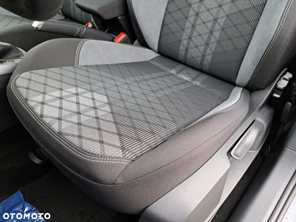 Volkswagen Taigo - 12