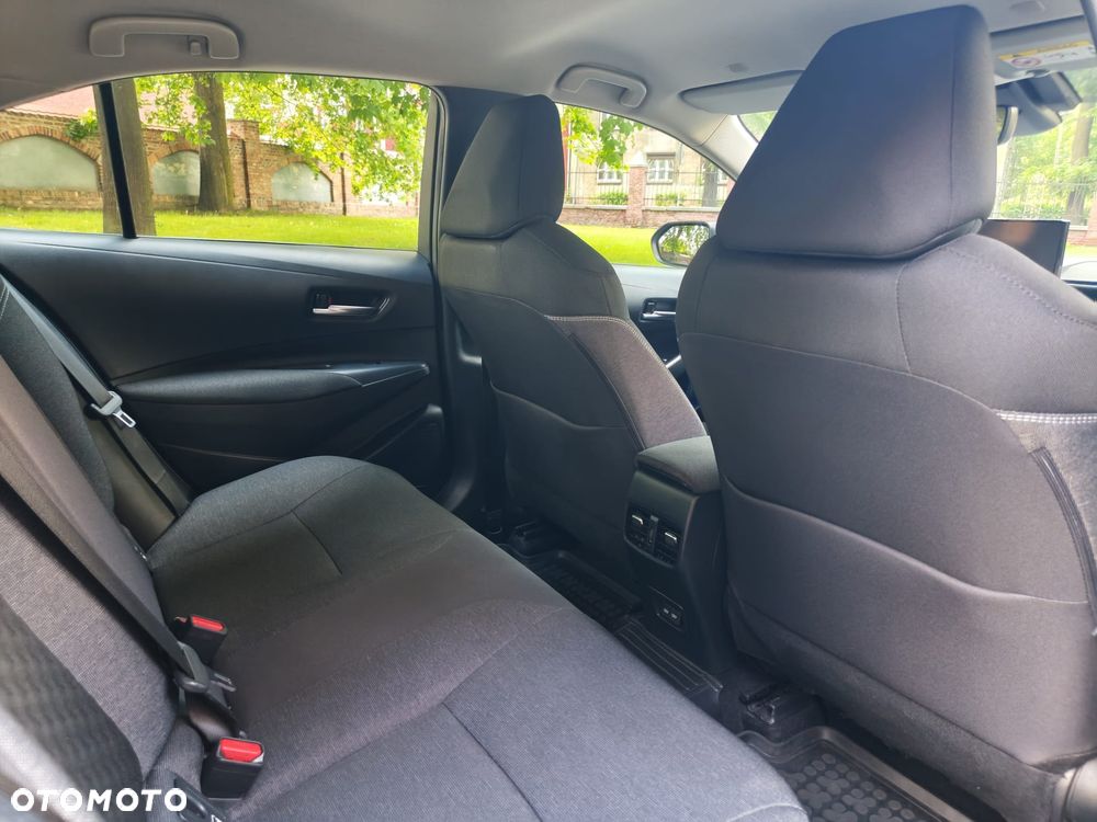 Toyota Corolla 1.8 Hybrid Comfort - 9