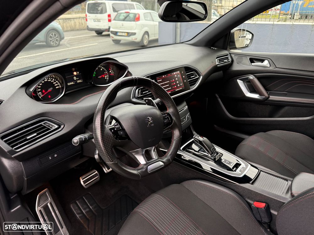 Peugeot 308 SW BlueHDi 130 EAT8 Stop & Start GT - 27