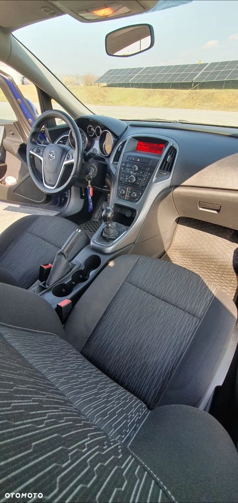 Opel Astra 1.7 CDTI - 9