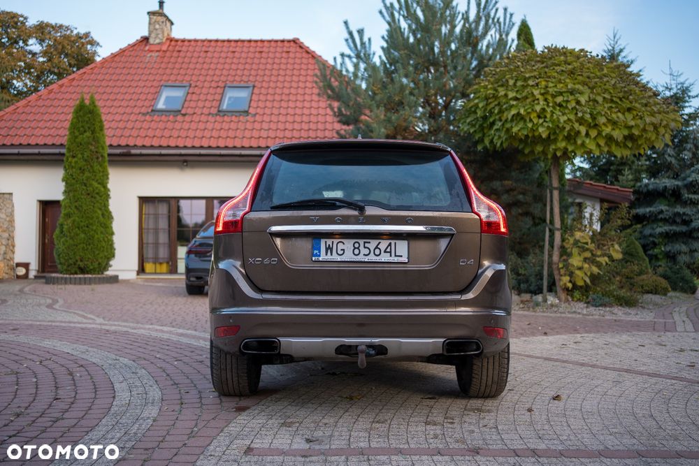 Volvo XC 60 D4 Geartronic Summum - 6