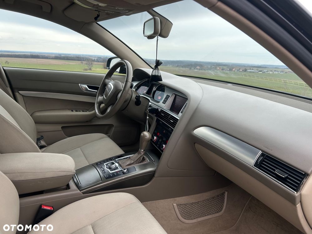 Audi A6 Avant - 13