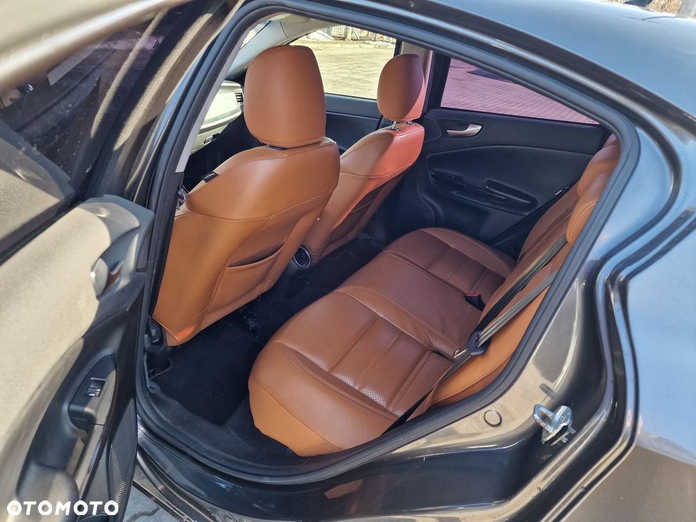 Alfa Romeo Giulietta 1.4 TB 16V Multiair TCT Turismo - 11