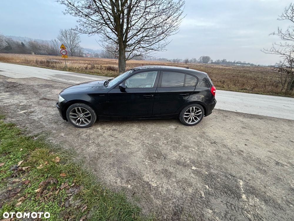 BMW Seria 1 120d DPF - 5