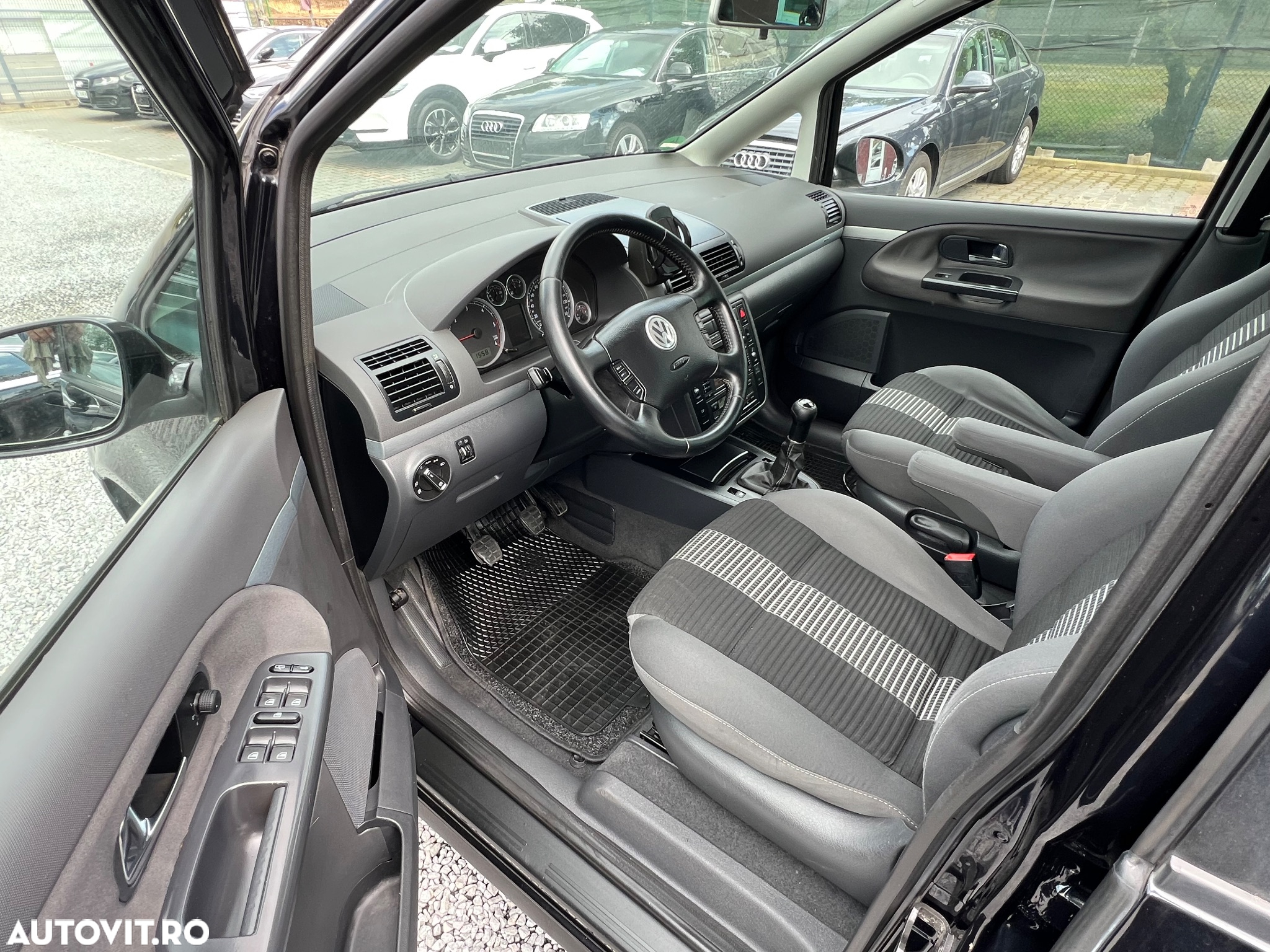 Volkswagen Sharan 2.0 TDI DPF BlueMotion United - 5