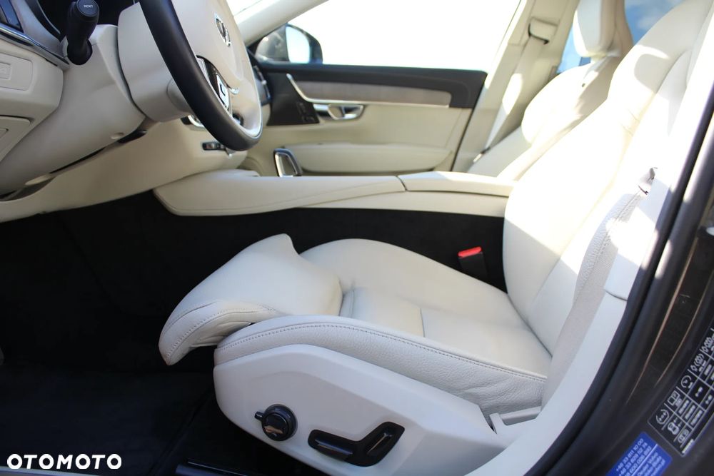 Volvo S90 B4 B Plus Bright - 19