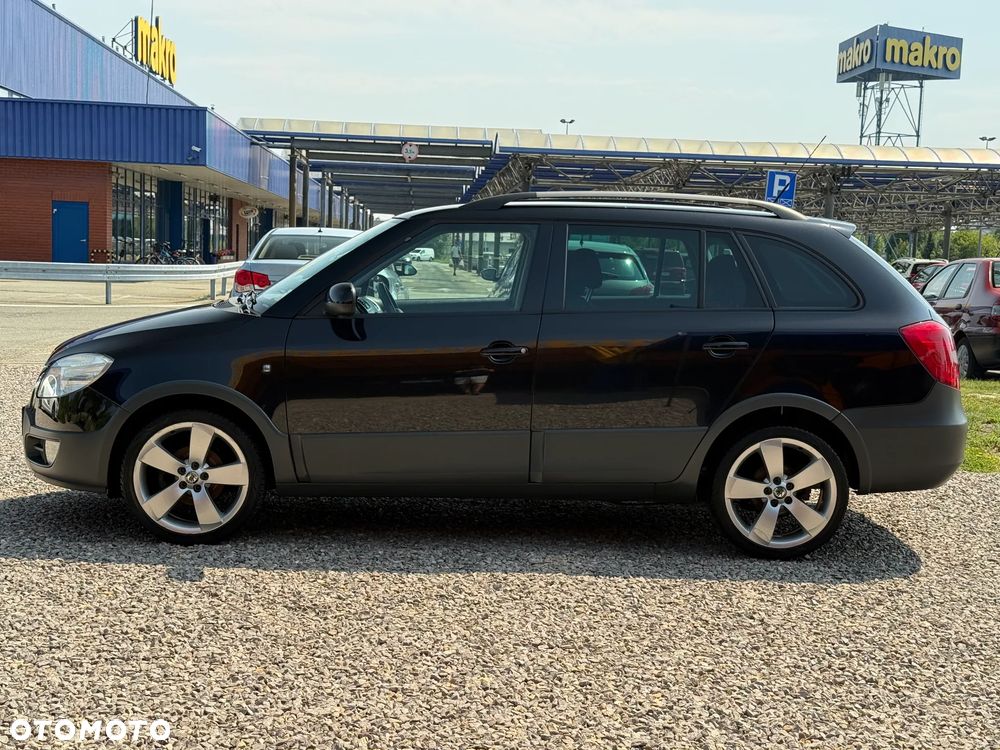 Skoda Fabia 1.4 16V Scout - 10