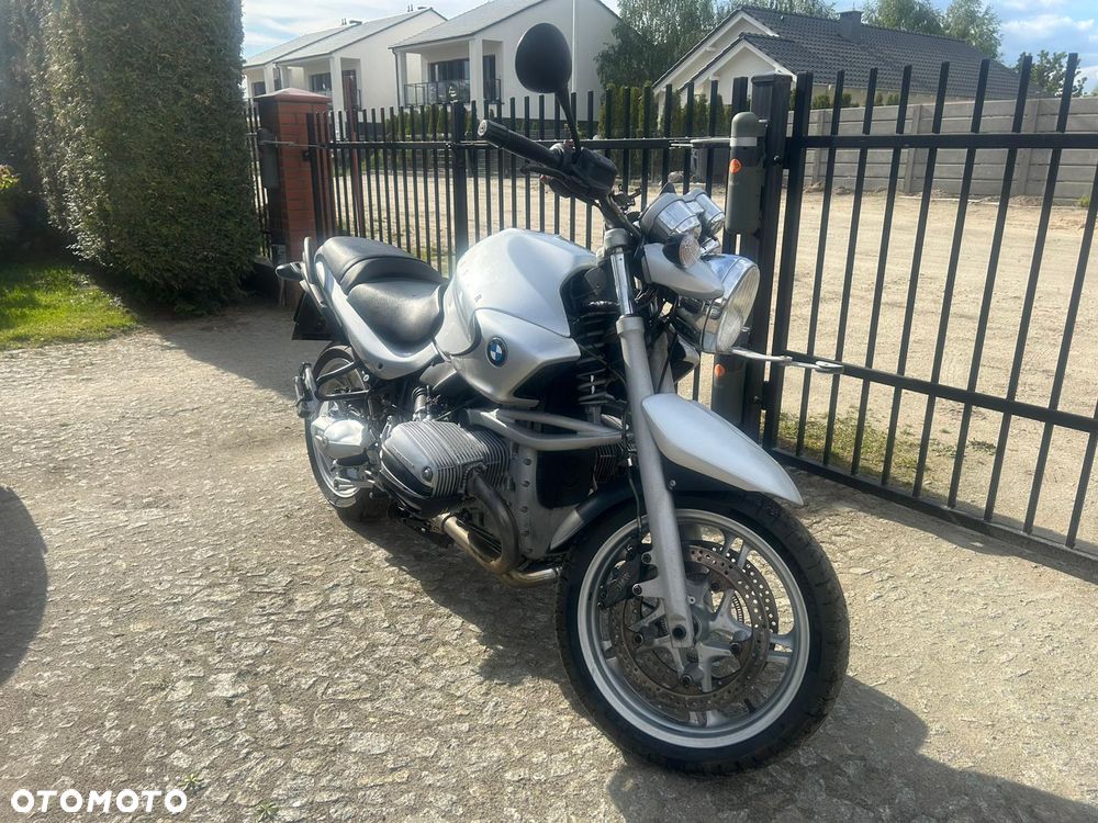 BMW R - 1