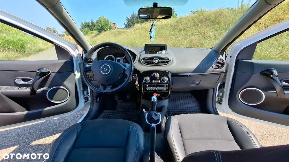 Renault Clio 1.5 dCi Expression - 8