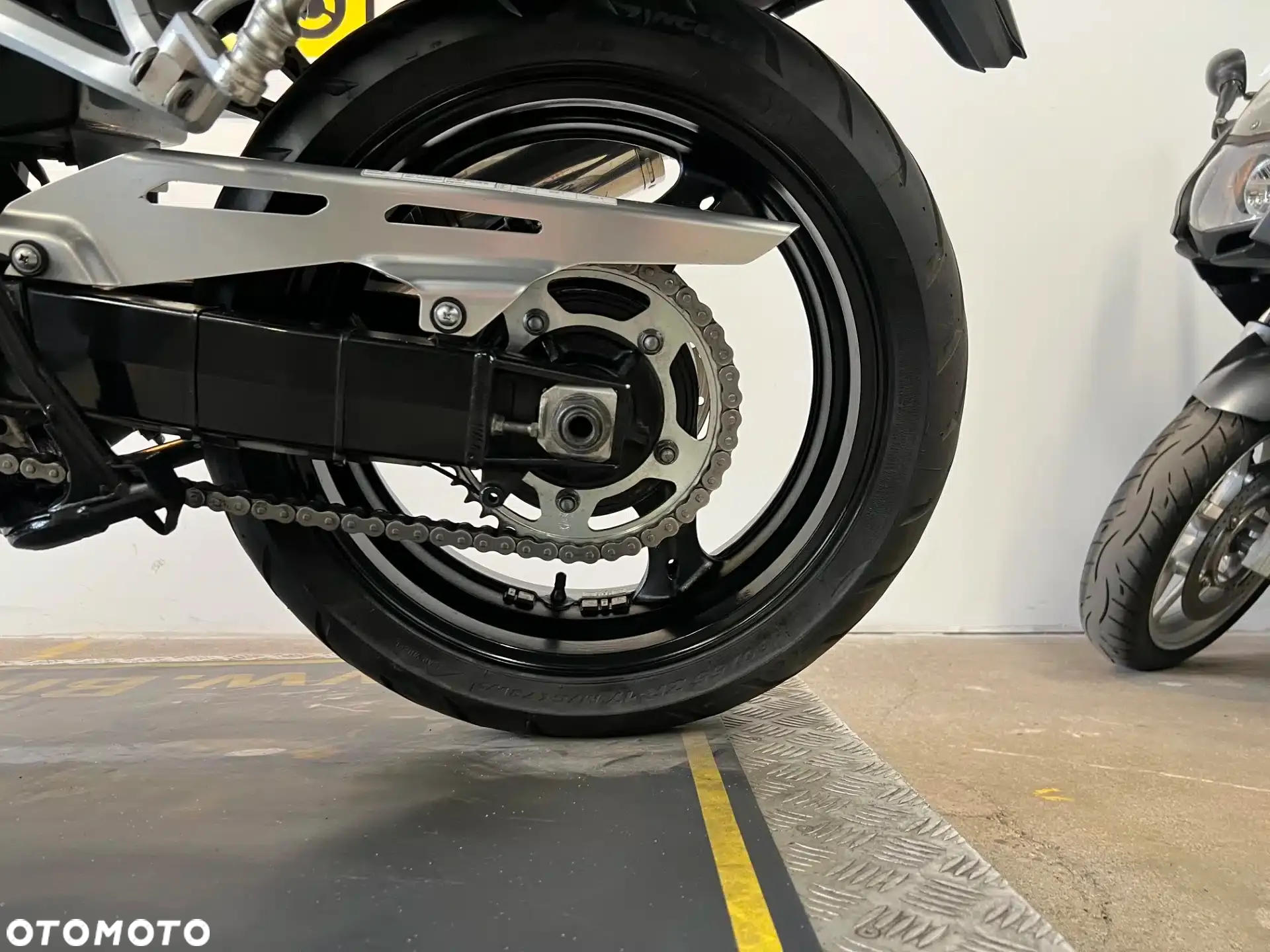 Suzuki Bandit - 25