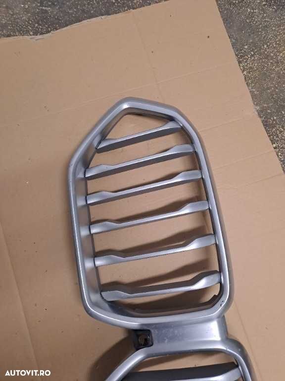 Grila radiator Bmw X6 G06 cod 8494884 mic defect - 3