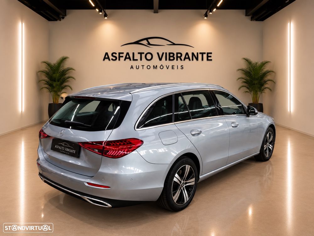 Mercedes-Benz C 300 e T 9G-TRONIC Avantgarde - 3