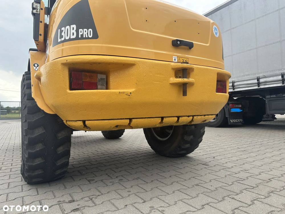 Volvo L30B Ładowarka szybkozłącze widły łyżka - 3