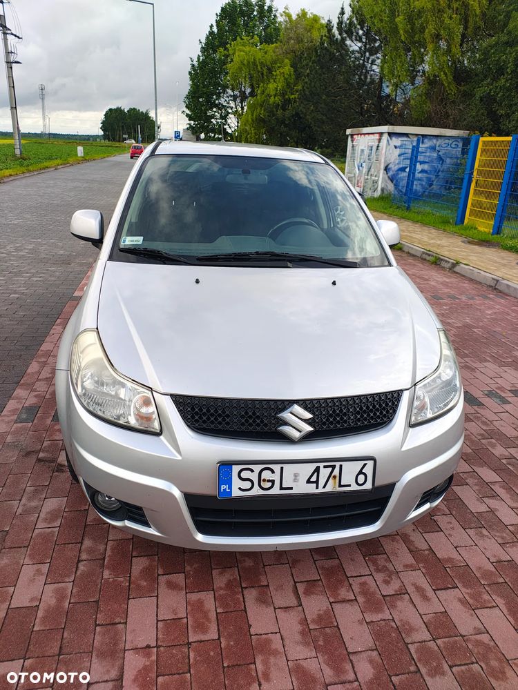Suzuki SX4 - 4