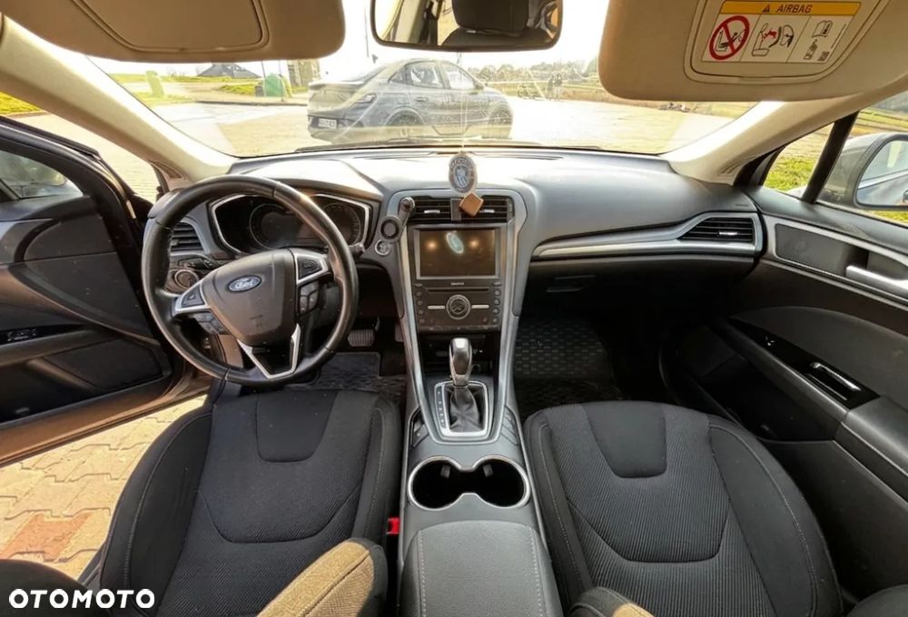 Ford Mondeo 2.0 TDCi Titanium PowerShift - 3