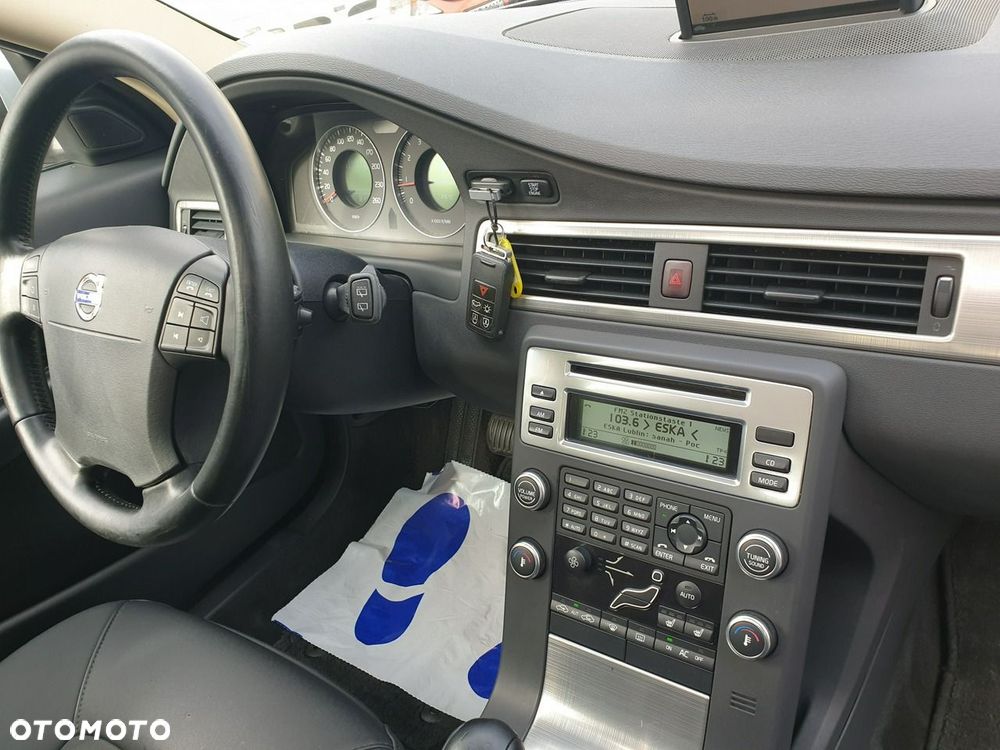 Volvo V70 - 25