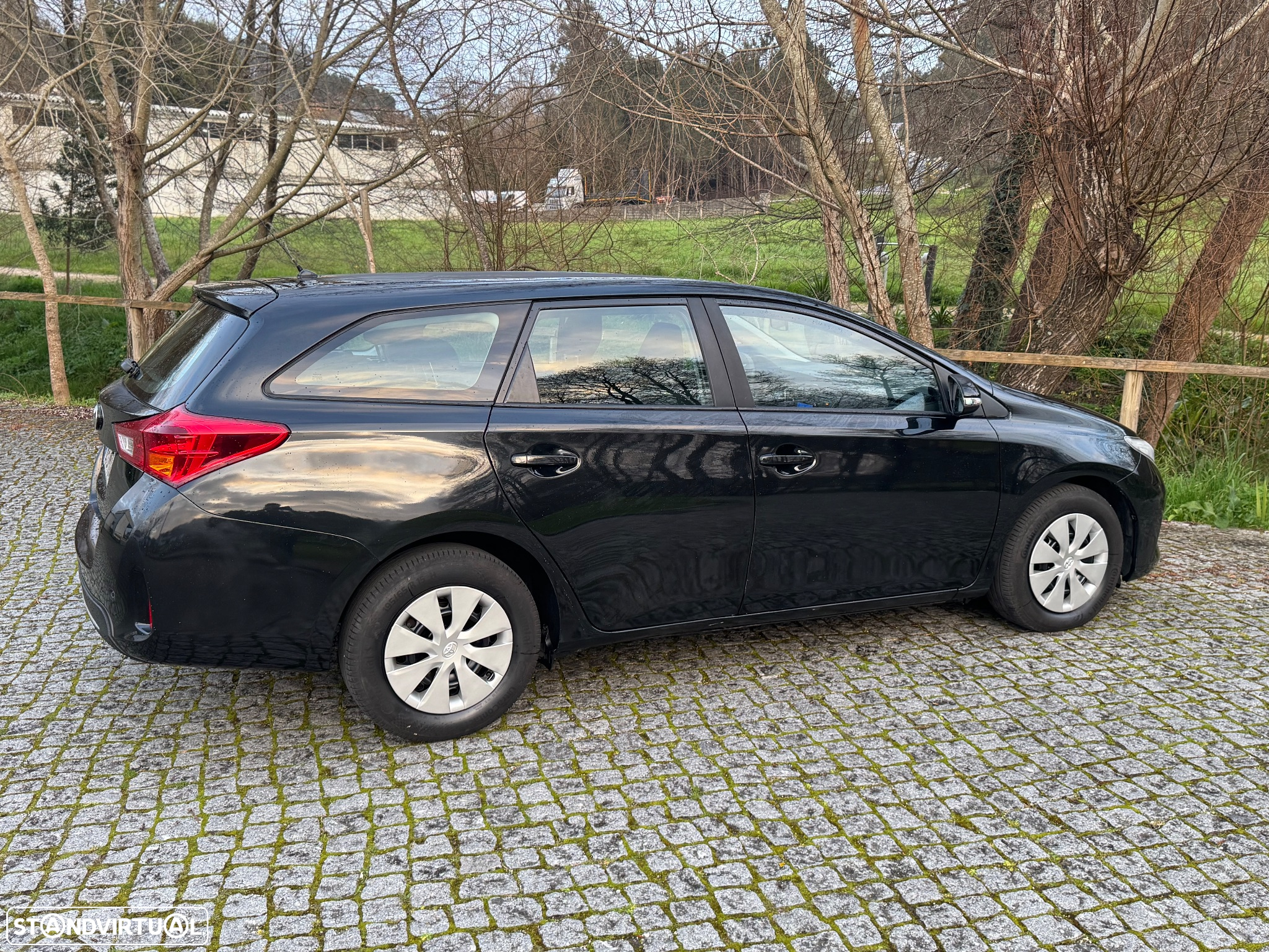 Toyota Auris Touring Sports 1.4 D-4D Comfort - 8