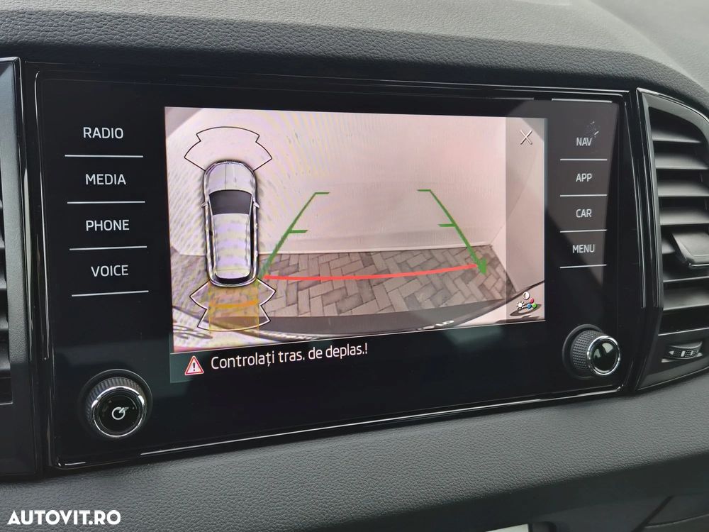 Skoda Karoq 2.0 TDI SCR 4x4 DSG Sportline - 28