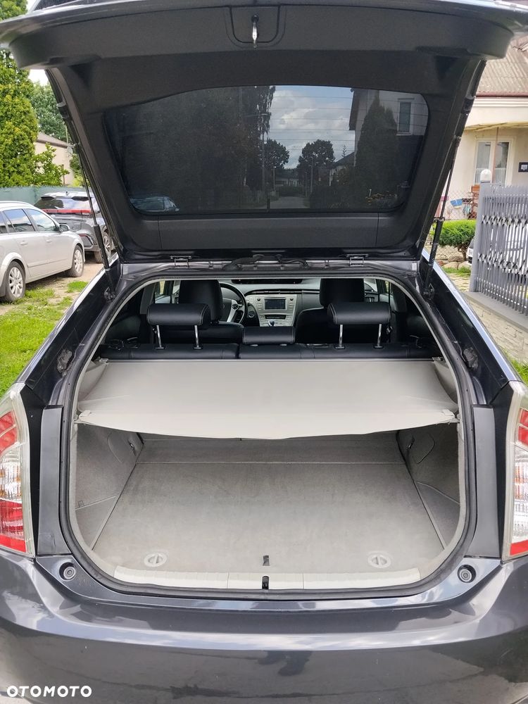 Toyota Prius 1.8 Hybrid Premium - 12