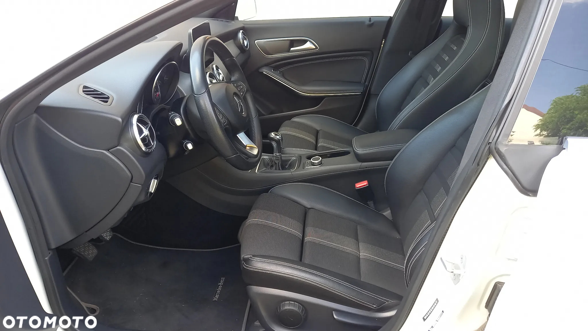 Mercedes-Benz CLA 200 - 7