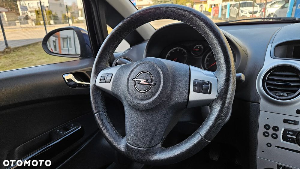 Opel Corsa 1.2 16V Edition / Active - 21