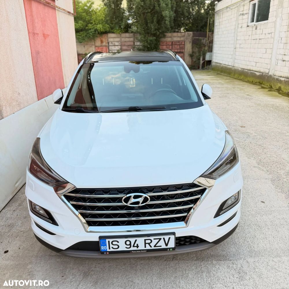 Hyundai Tucson 2.0 CRDI 4WD 8AT Luxury - 3