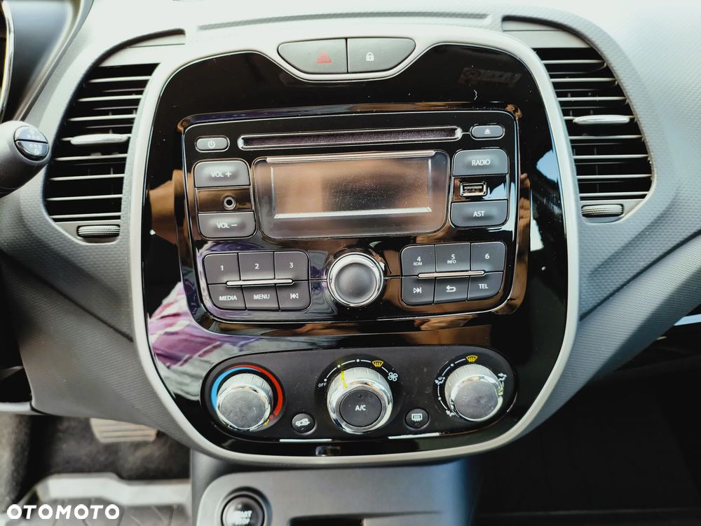 Renault Captur - 25