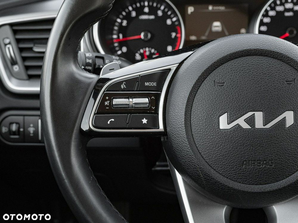 Kia Ceed 1.5 T-GDI M DCT - 15