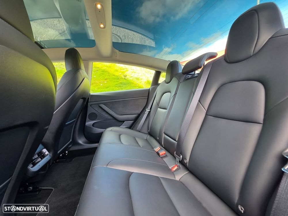 Tesla Model 3 Long Range AWD Dual Motor Performance - 7