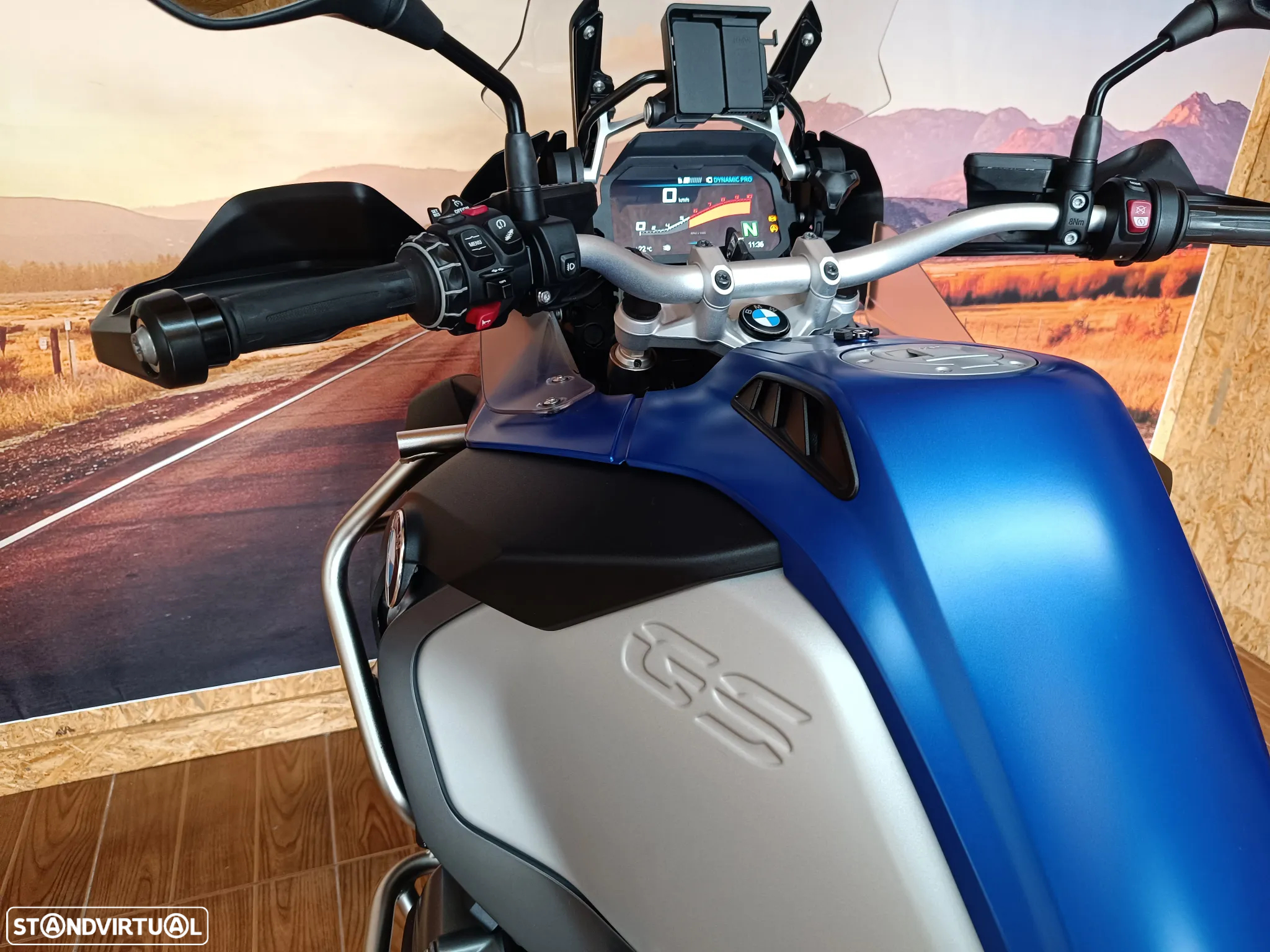BMW R 1200 GS Adventure TFT Connectivity - 16