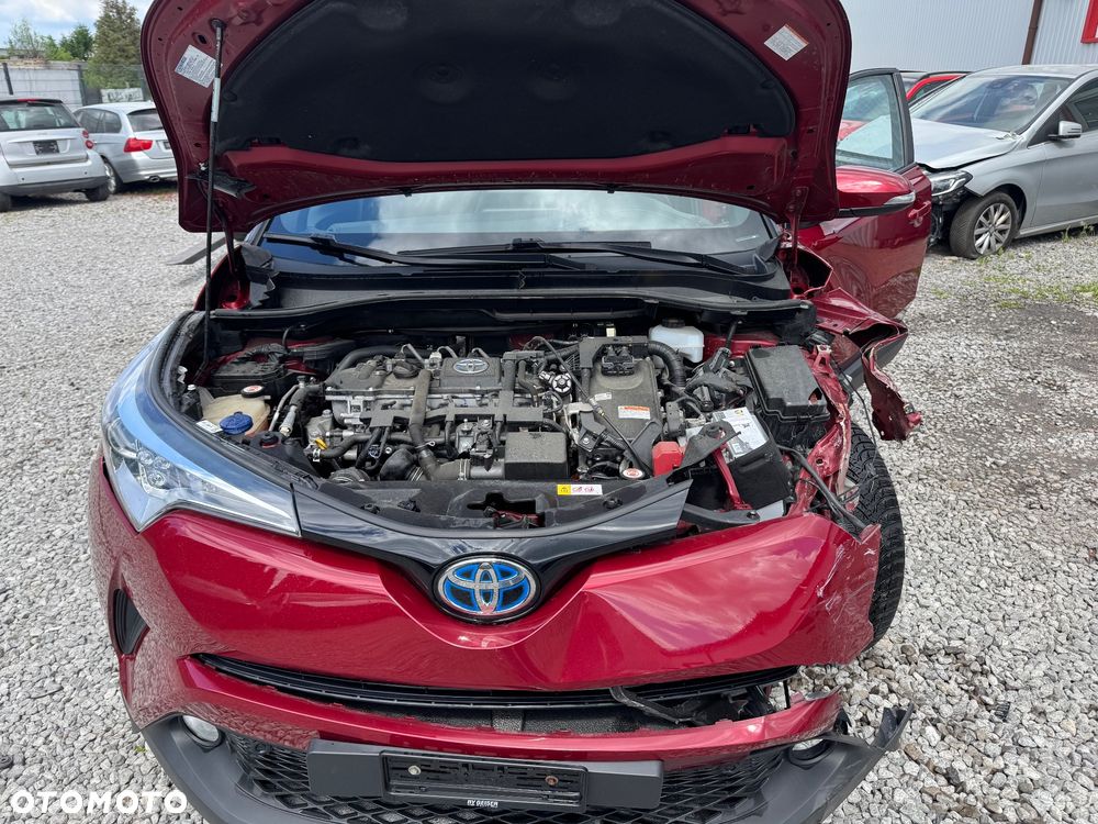Toyota C-HR - 11