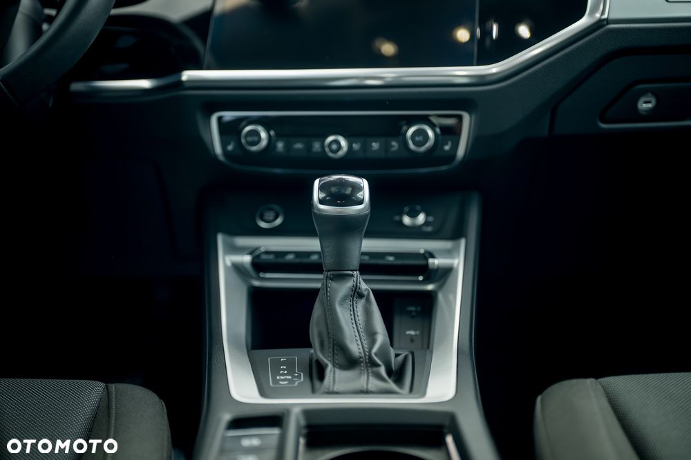 Audi Q3 35 TFSI S line S tronic - 25