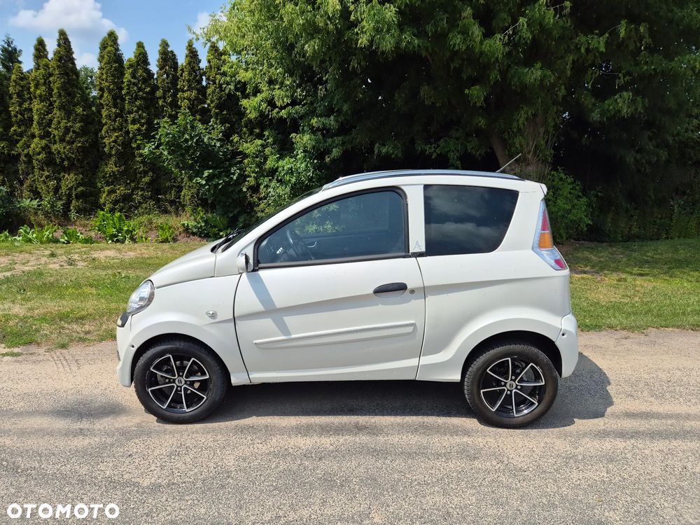 Microcar M.GO - 1