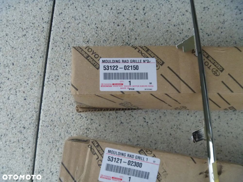 TOYOTA AURIS II LIFT 2015 LISTWA ATRAPY PRAWA LEWA NOWA ORYGINALNA - 3