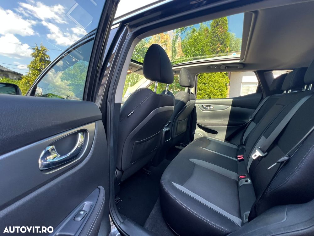 Nissan Qashqai 1.5 DCI TEKNA - 10