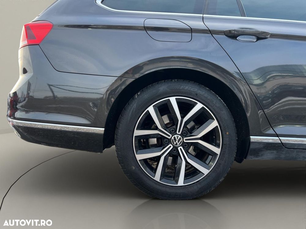 Volkswagen Passat 2.0 TDI SCR DSG Elegance - 38