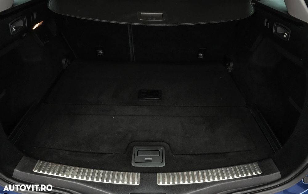 Renault Megane ENERGY dCi EDC GT - 20