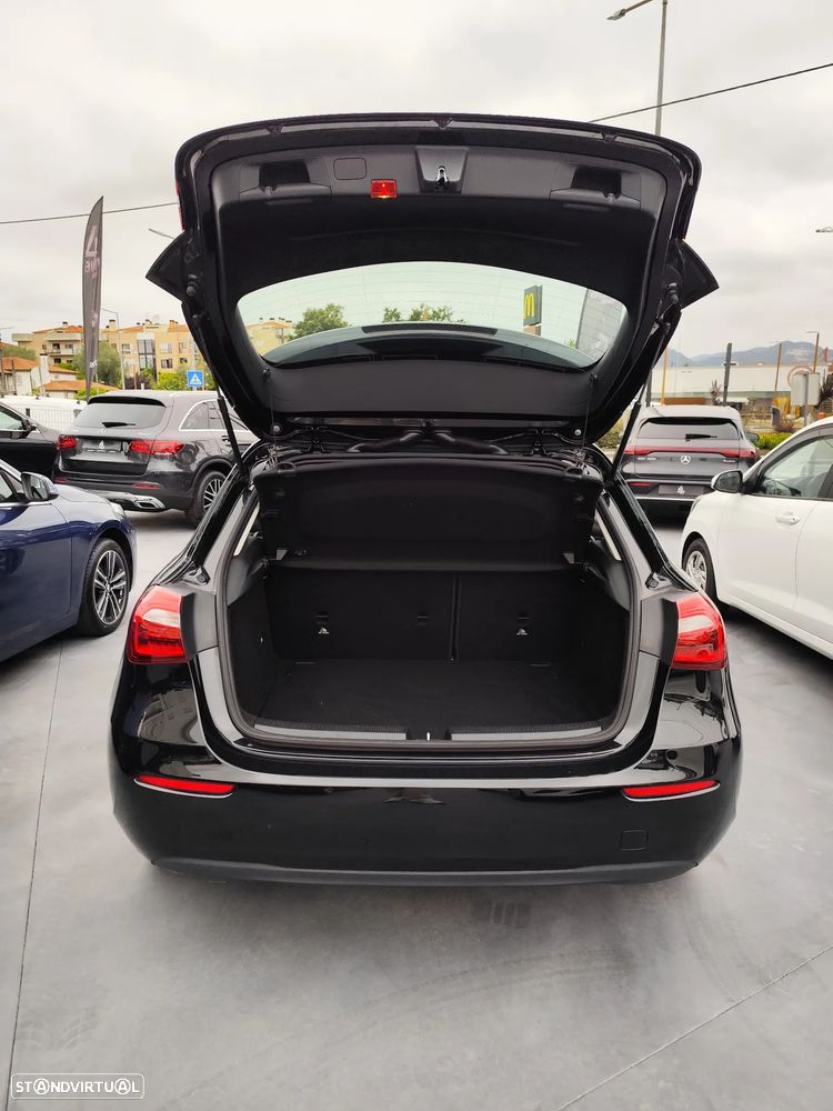 Mercedes-Benz A 180 d Edition 2020 - 5