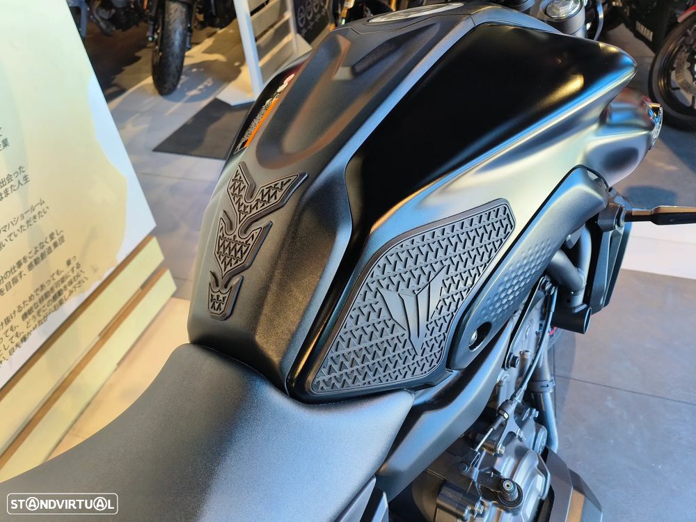 Yamaha MT-07 - 5