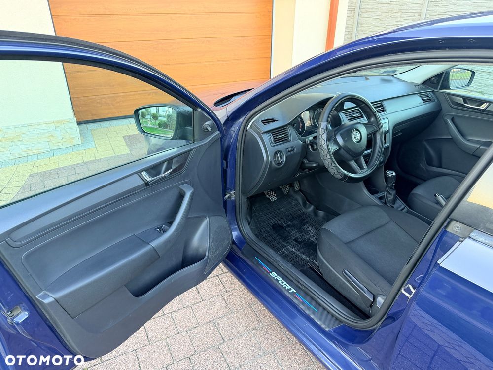Skoda RAPID 1.0 TSI Active - 35