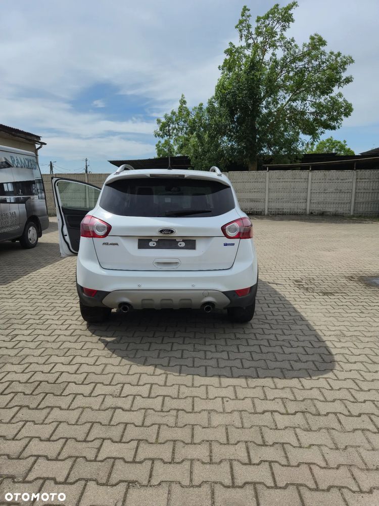 Ford Kuga 2.0 TDCi 4x4 Titanium - 3