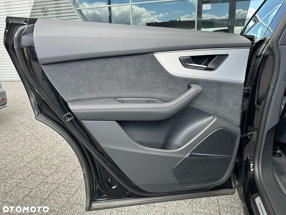 Audi Q8 - 23