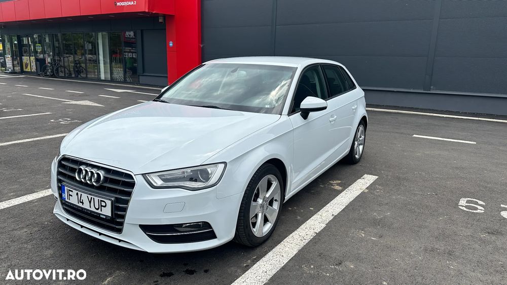 Audi A3 Sportback 1.2 TFSI Stronic Ambition - 4