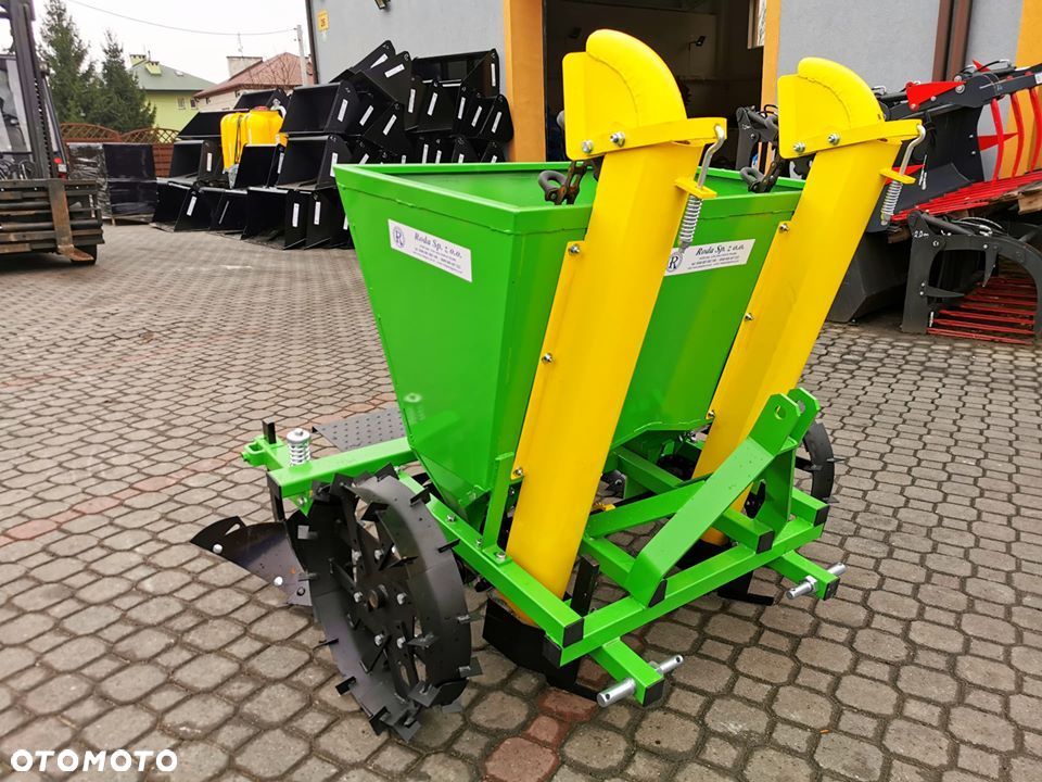 Sadzarka do ziemniaków dwurzędowa z dozownikiem (opcja) - 4