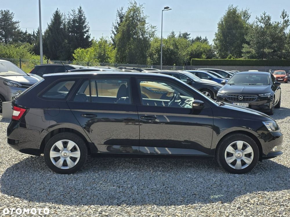 Skoda Fabia 1.2 TSI Active - 10