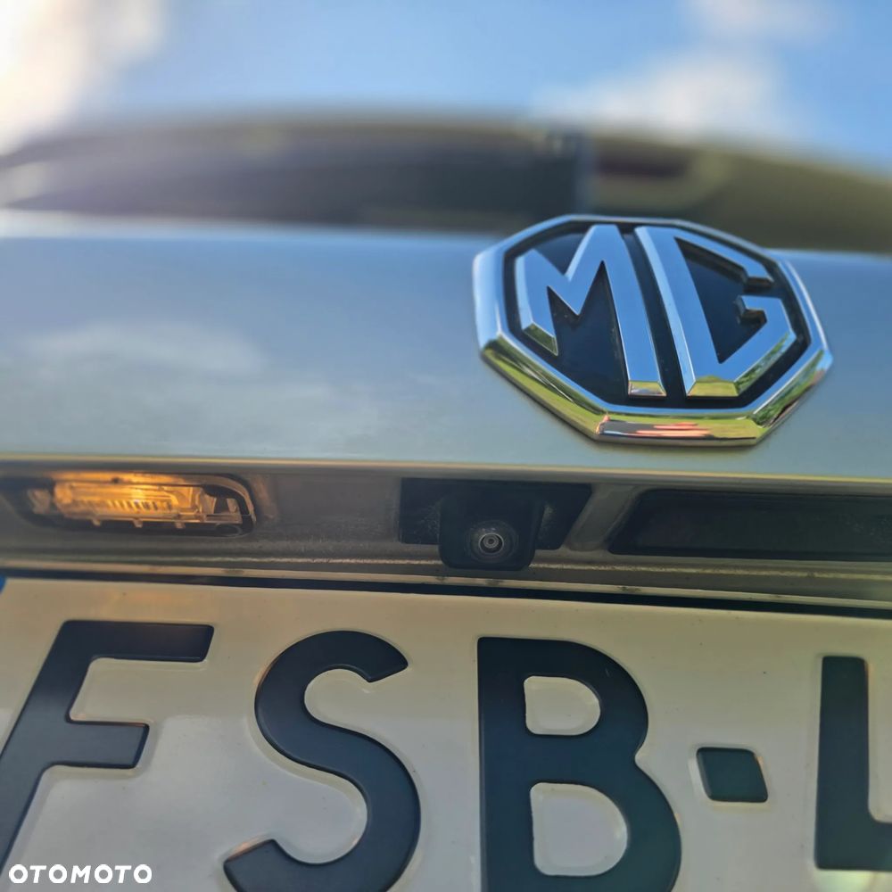 MG HS PHEV 1.5T-GDI Luxury - 27