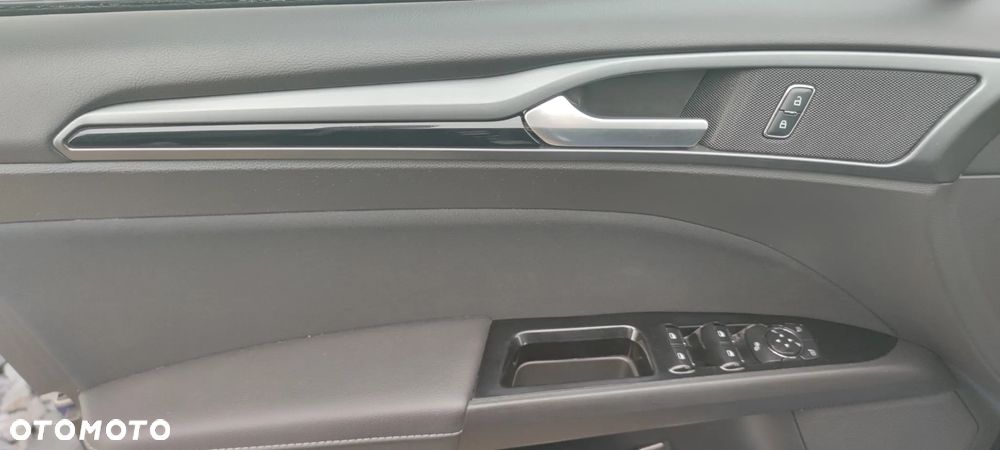 Ford Mondeo 2.0 TDCi ST-Line X - 37